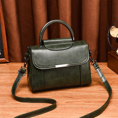 Matériau principal Sac à main à embrayage en PU classique simple à couleur solide Sac transversale/épaule