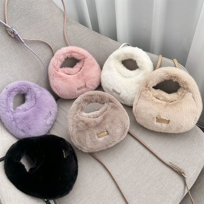 Sacs à main en fourrure de renard d'hiver brun mini Longue chaîne Sacs en fourrure de fourrure moelleux pour femmes sophistiquées