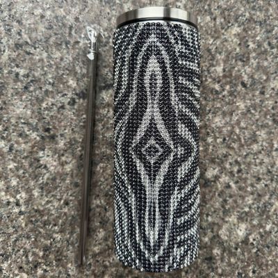 Rhinestone Bling Diamant Glitter en acier inoxydable Thermal Tumbler Parfait pour le café thé eau bière comprend couvercle et paille