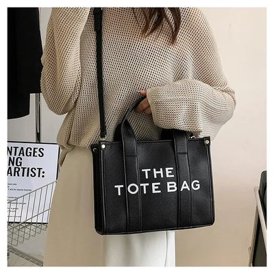 Brown garantie absolue sac à main pour femmes avec écharpe de couleur solide sac à main pour femmes à la mode sac à main élégant