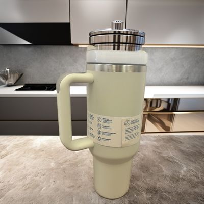 Isolement thermique 40 oz tasse d'eau avec poignée pour adultes Tournée en plein air cadeaux d'affaires