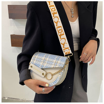 2 couleurs Longues bandes PU Sacs pour femmes Sacs de luxe Sacs pour femmes Sacs à main Les dernières tendances élégantes