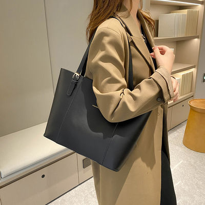 Sacs à épaule de mode pour femmes 2024 avec chaîne dorée et poignée unique