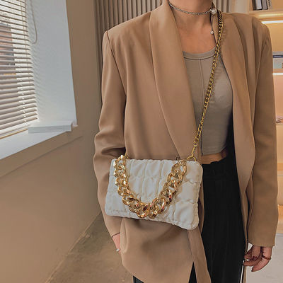 Impression de logo personnalisé Sac à main en cuir en PU Sac à main élégant pour femmes avec conception en chaîne