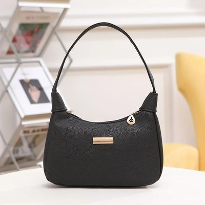 Fermeture à cordes de style dame en cuir doux Sac de messagerie pour femmes Sac de poche de designer Sac à main de luxe