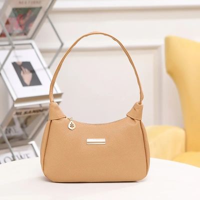 Fermeture à cordes de style dame en cuir doux Sac de messagerie pour femmes Sac de poche de designer Sac à main de luxe