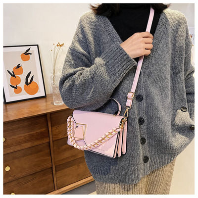 Sacs à main féminins occasionnels en cuir polyester en PU Design brodé à une épaule