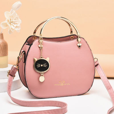 Sacs à main à main pour femmes à épaule unique à la mode avec pendentif pour chat et fermeture à fermeture à glissière