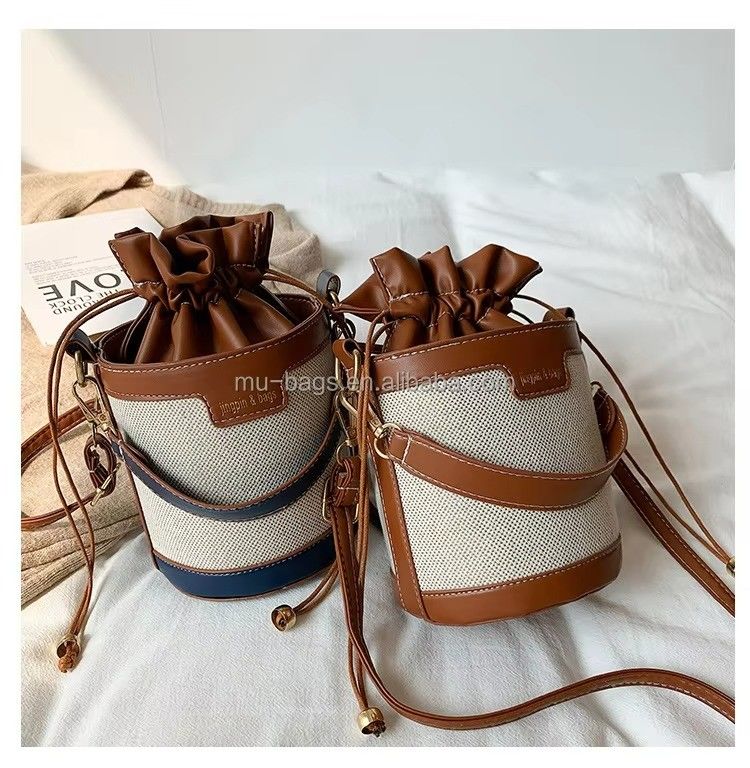 Un sac de cuisine élégant et luxueux pour femmes et filles en cuir et en 2 couleurs